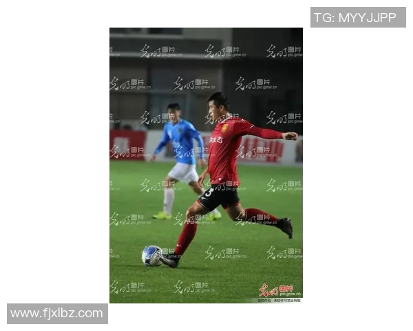 支云与申鑫的精彩对决展现足球魅力与团队精神的较量